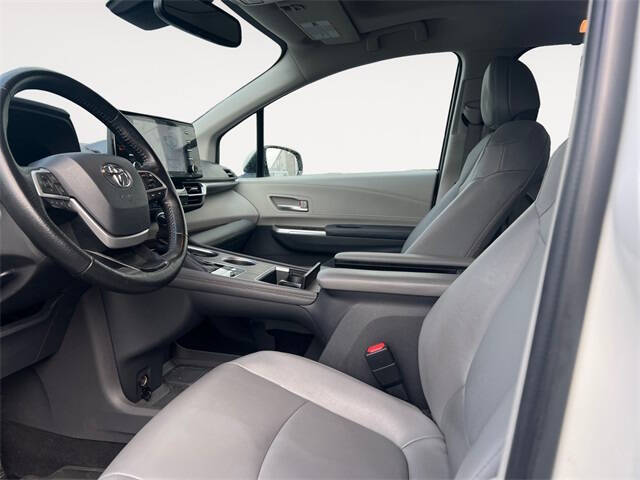 2021 Toyota Sienna XLE 7-Passenger