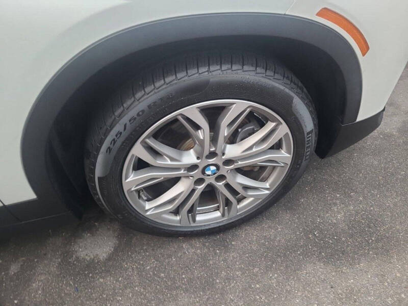 2022 BMW X2 xDrive28i