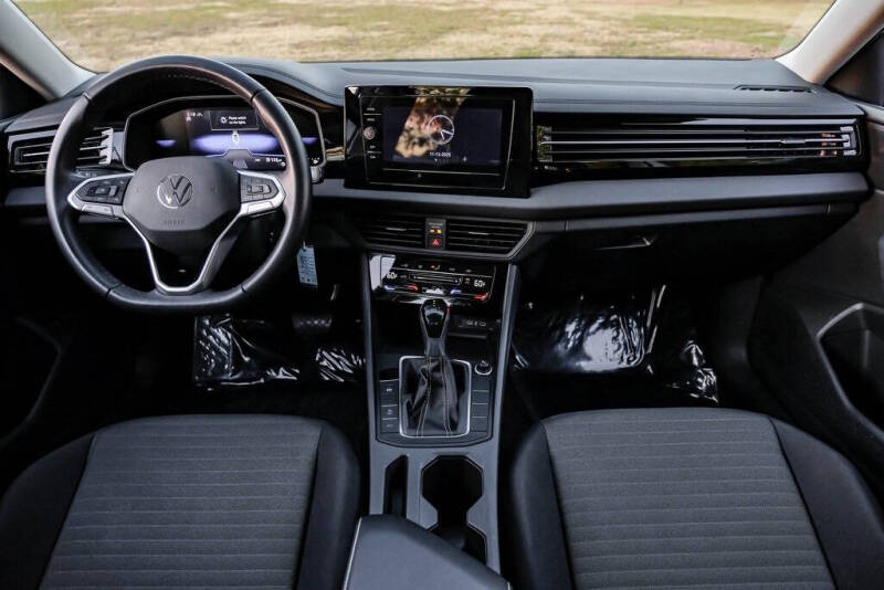 2025 Volkswagen Jetta S