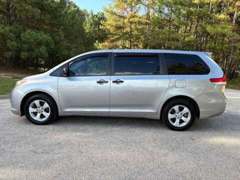 2012 Toyota Sienna