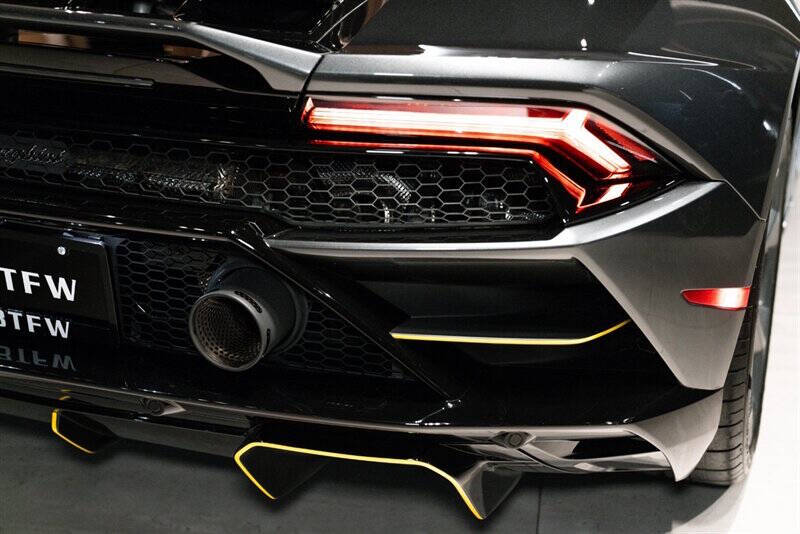 2023 Lamborghini Huracan EVO Spyder