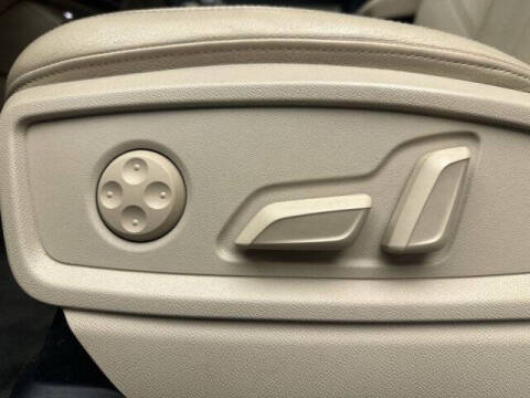 2020 Audi Q5 quattro Premium Plus 45 TFSI