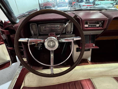 1961 Lincoln Continental