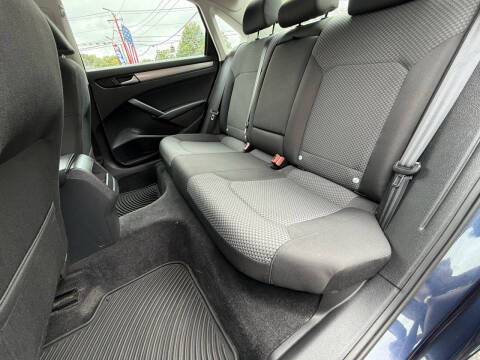 2012 Volkswagen Passat S PZEV