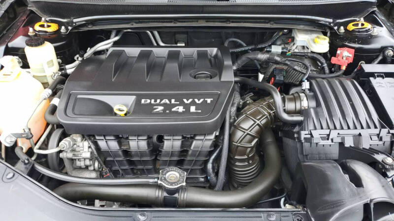 2011 Chrysler 200 Limited