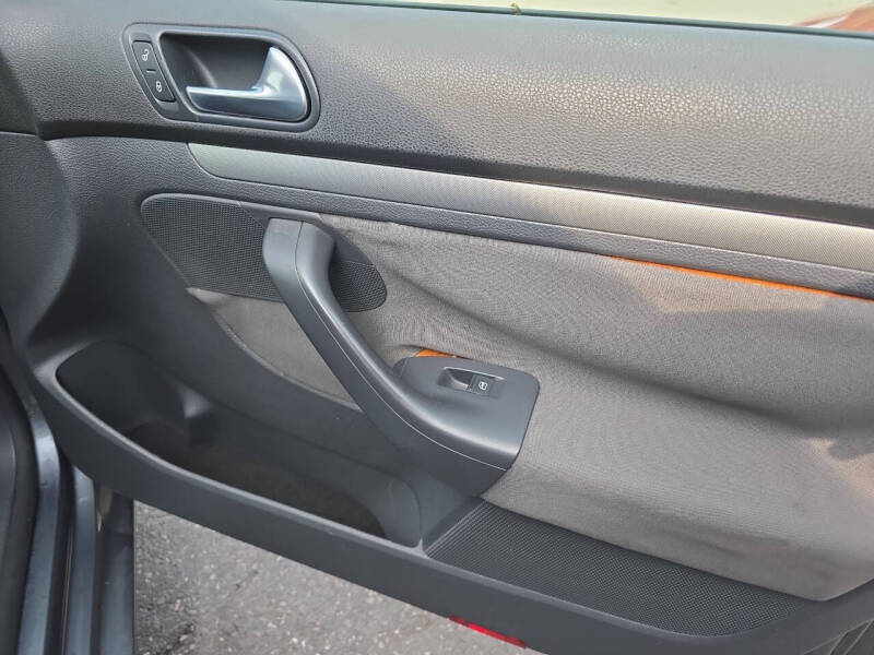 2009 Volkswagen Jetta SportWagen S