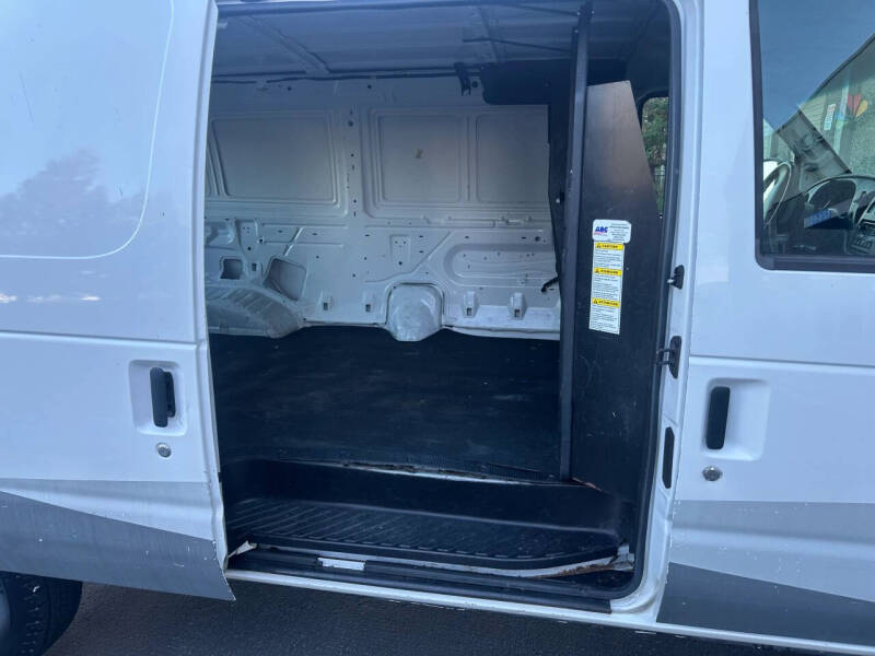 2007 Ford E-Series E-250