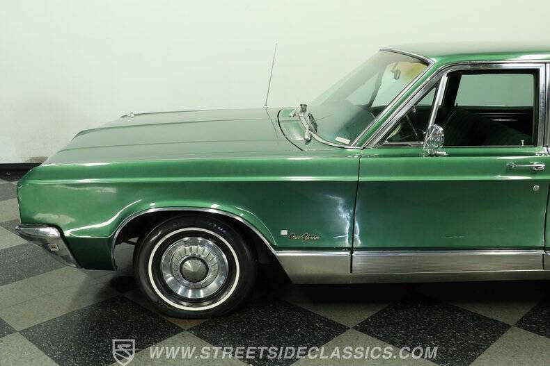 1968 Chrysler New Yorker