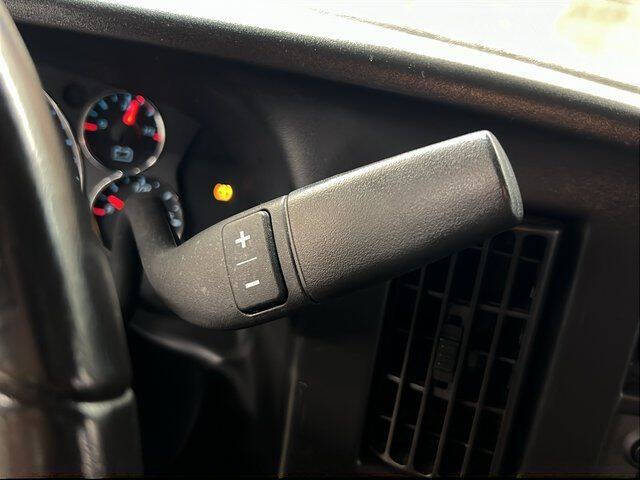 2022 GMC Savana 2500