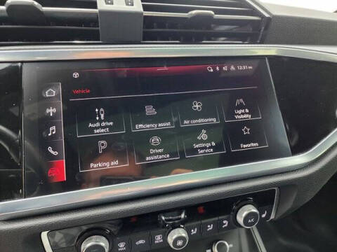 2024 Audi Q3 quattro S line Premium 45 TFSI