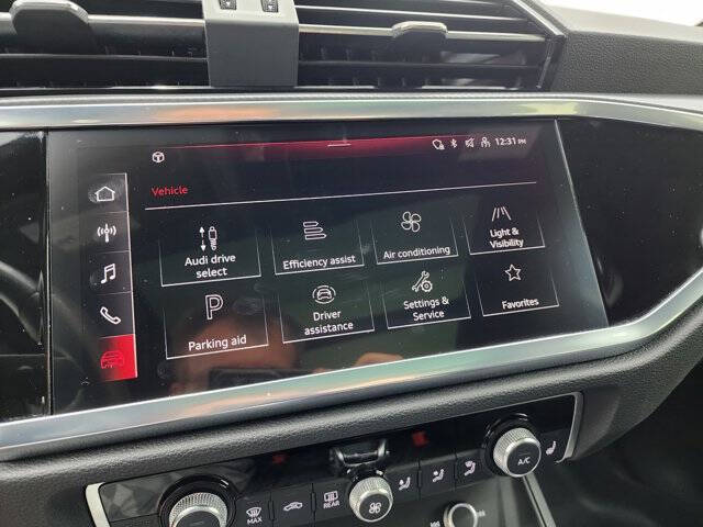 2024 Audi Q3 quattro S line Premium 45 TFSI