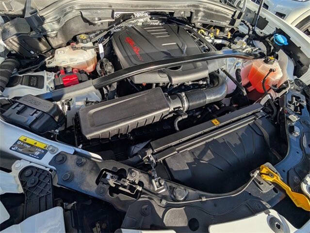 2023 Alfa Romeo Stelvio Estrema