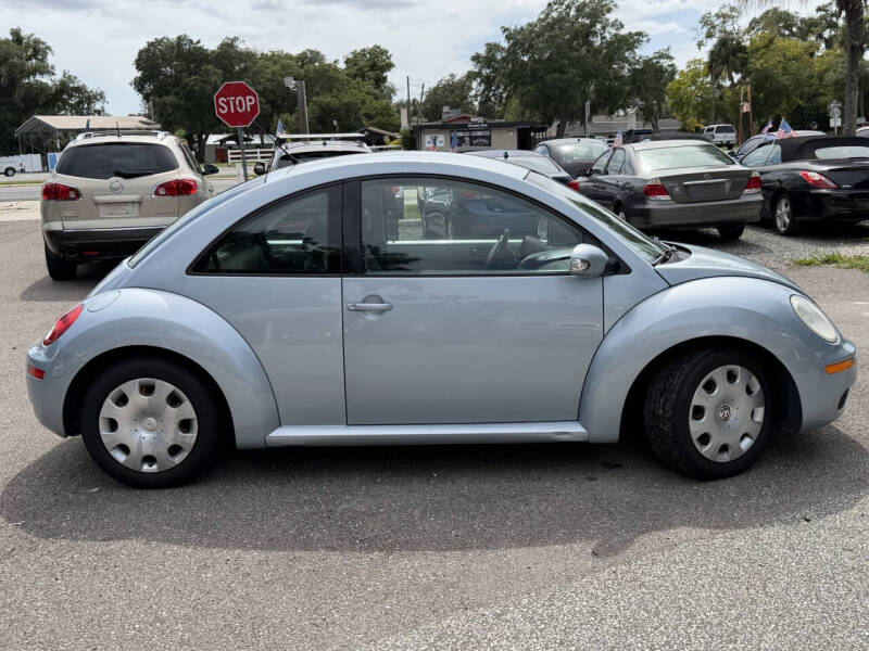 2010 Volkswagen New Beetle