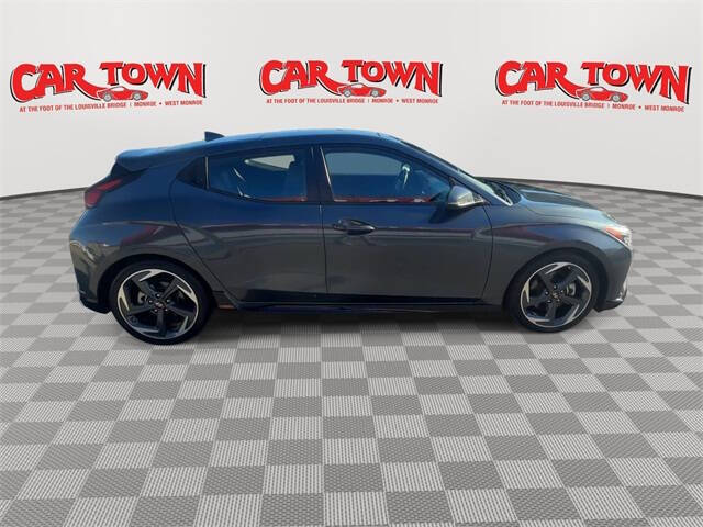 2020 Hyundai Veloster