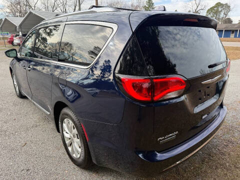 2018 Chrysler Pacifica Touring L Plus