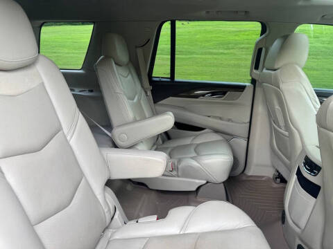 2020 Cadillac Escalade Luxury