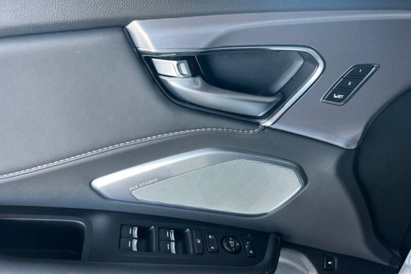 2026 Acura RDX SH-AWD w/Tech