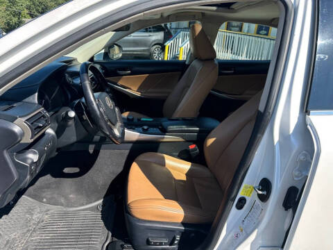 2017 Lexus IS 300