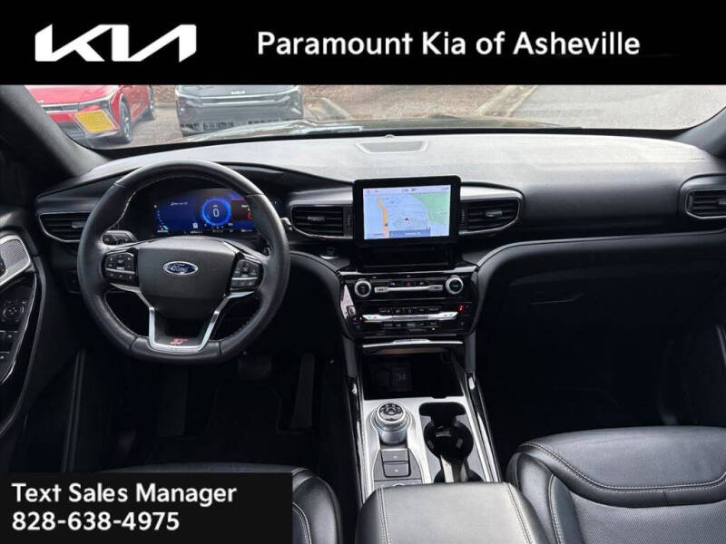 2022 Ford Explorer ST