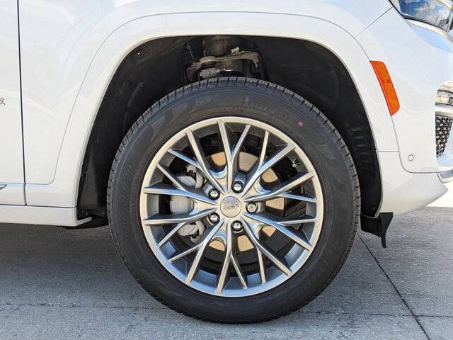 2025 Jeep Grand Cherokee Summit