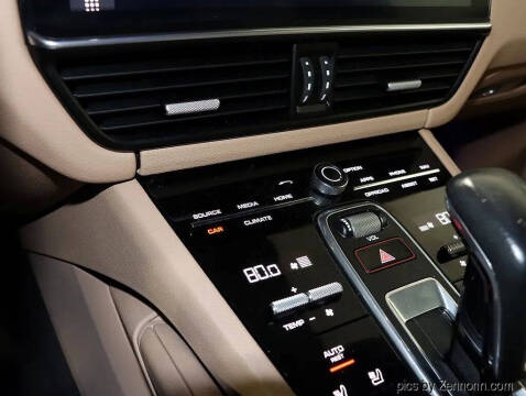 2020 Porsche Cayenne Coupe