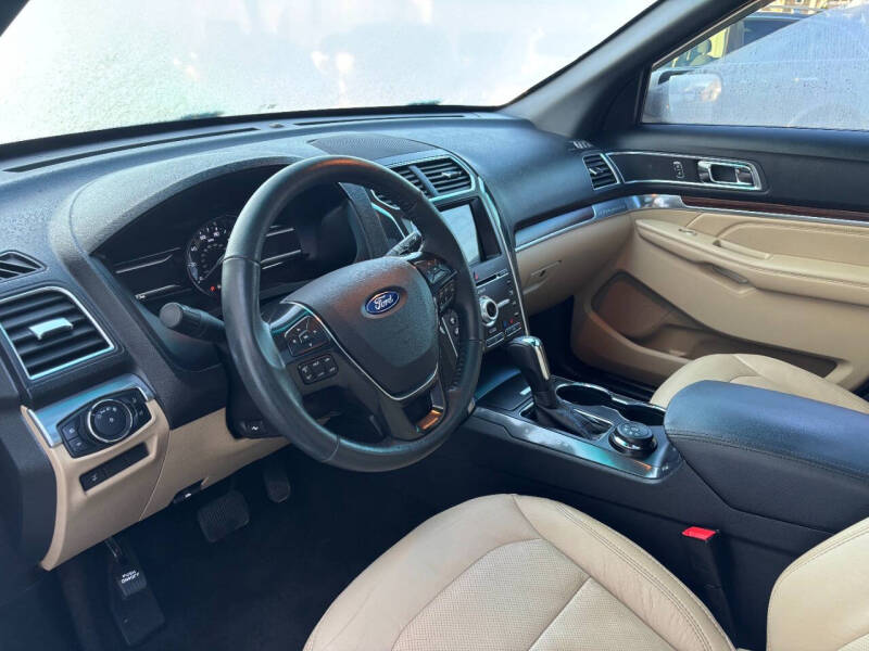 2017 Ford Explorer Limited