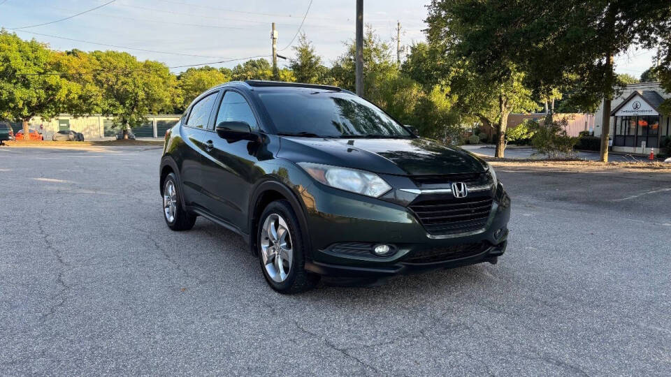 2017 Honda HR-V EX-L's photo
