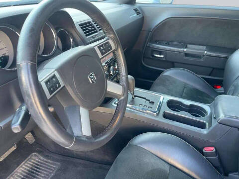 2008 Dodge Challenger SRT8