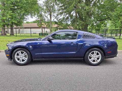 2012 Ford Mustang V6