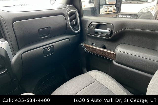 2023 GMC Sierra 3500HD