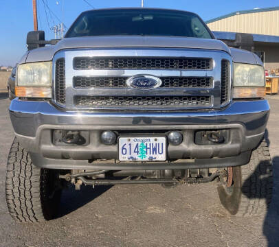 2004 Ford F-250 Super Duty for sale at AUTO NATIX in Tulare CA