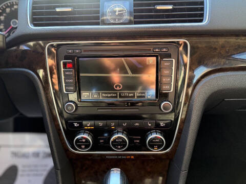 2015 Volkswagen Passat 2.0L TDI SEL Premium