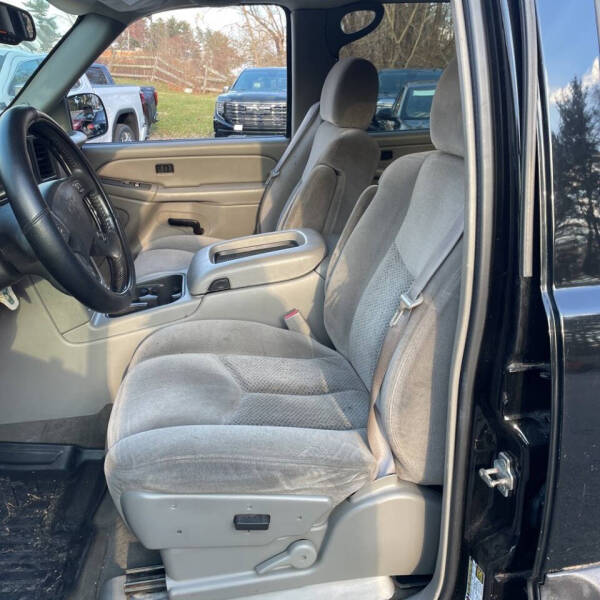 2005 Chevrolet Avalanche 1500 LS