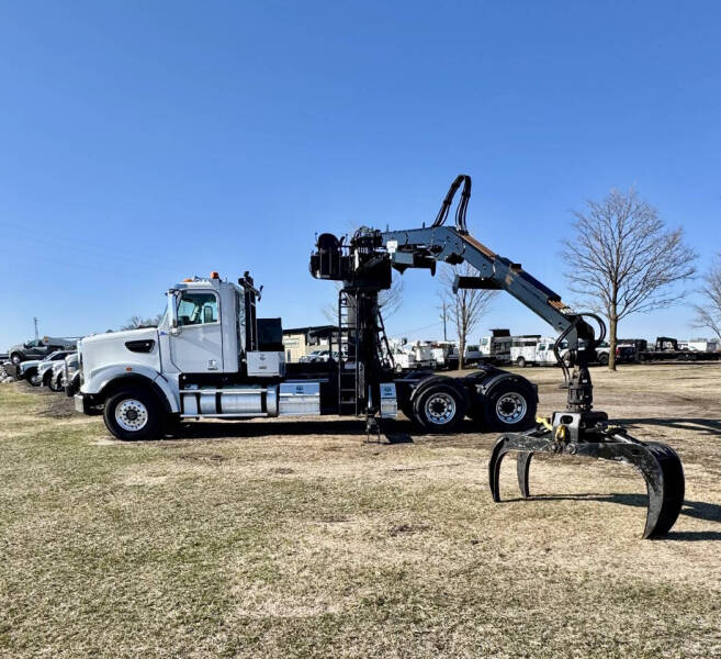 2017 Freightliner 122SD