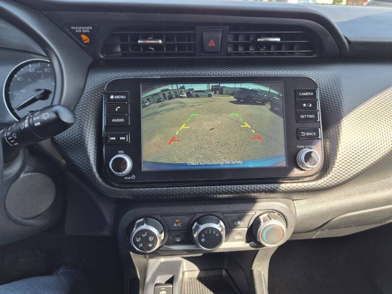2023 Nissan Kicks SV