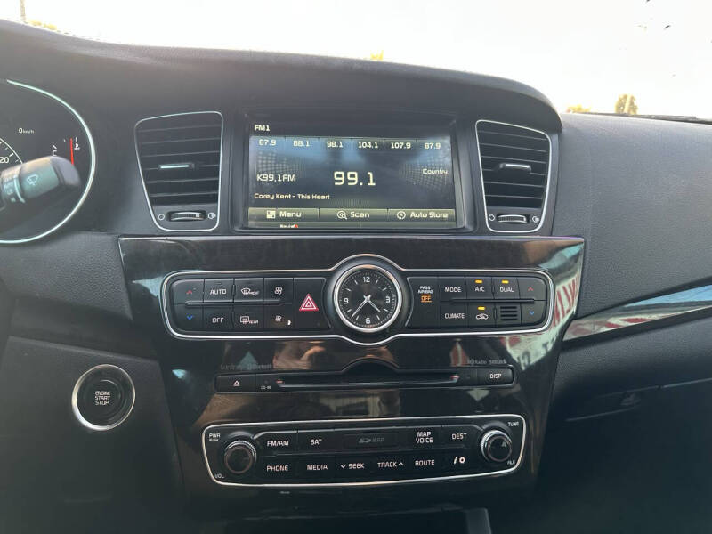 2016 Kia Cadenza Limited