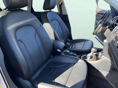 2015 Audi Q3 2.0T quattro Premium Plus