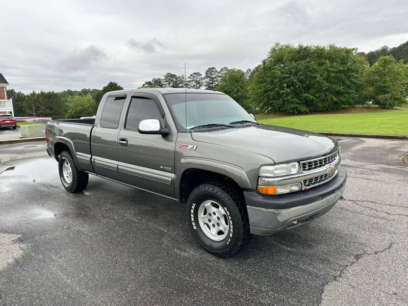 2001 Chevrolet Silverado 1500 for sale at First Auto Sales in Winder GA