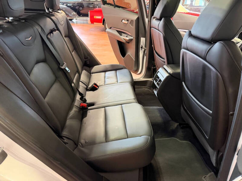 2023 Cadillac XT4 Luxury