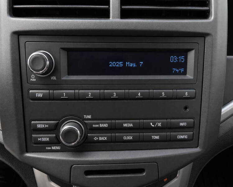 2016 Chevrolet Sonic LS Auto
