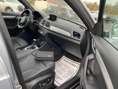 2018 Audi Q3 2.0T quattro Premium Plus