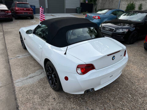 2006 BMW Z4 3.0i