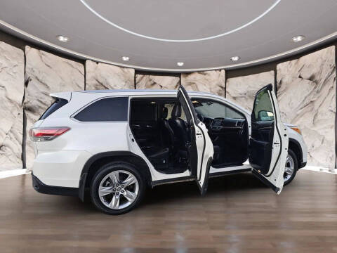 2016 Toyota Highlander