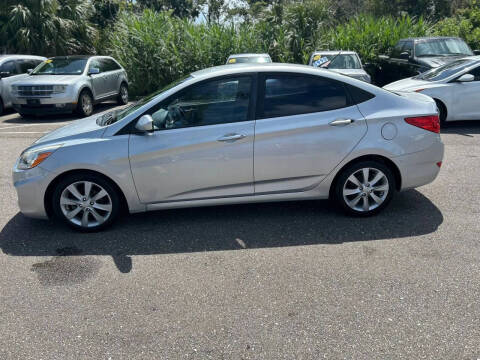 2014 Hyundai Accent GLS
