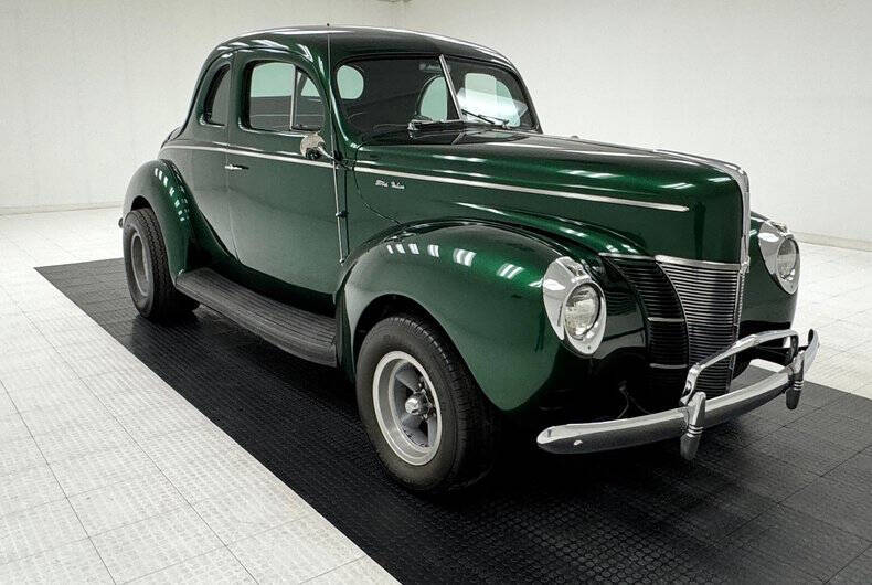 1940 Ford Deluxe