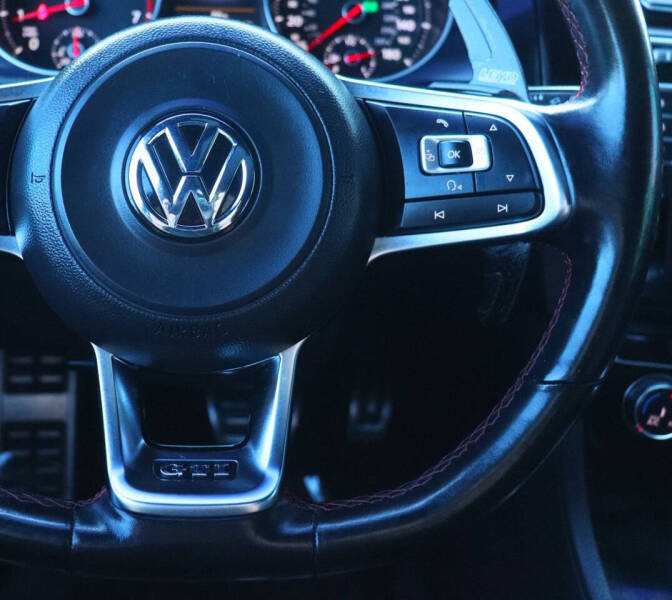 2015 Volkswagen Golf GTI SE
