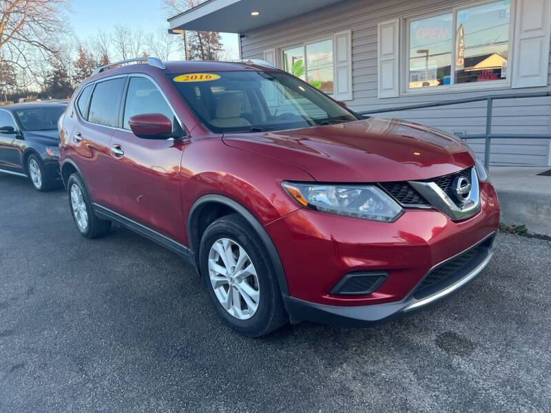 2016 Nissan Rogue for sale at HARNEY MOTORS in Gettysburg PA