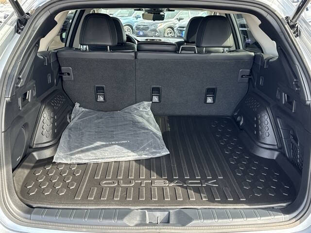 2023 Subaru Outback Touring XT