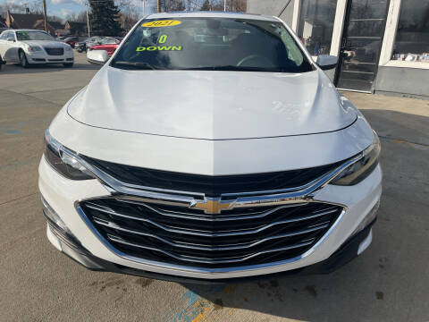 2021 Chevrolet Malibu for sale at Julian Auto Sales in Warren MI