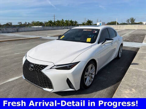 2024 Lexus IS 300